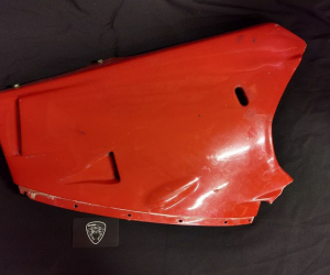 Правая нижняя бочина красная Ducati